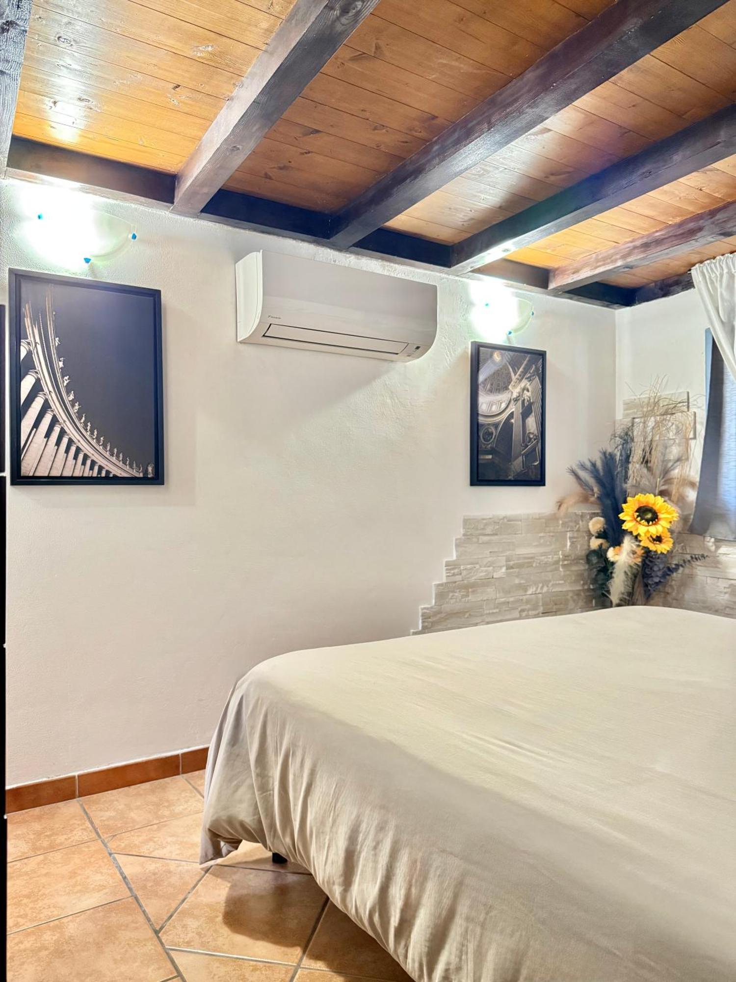 A.d Vatican House Apartment *